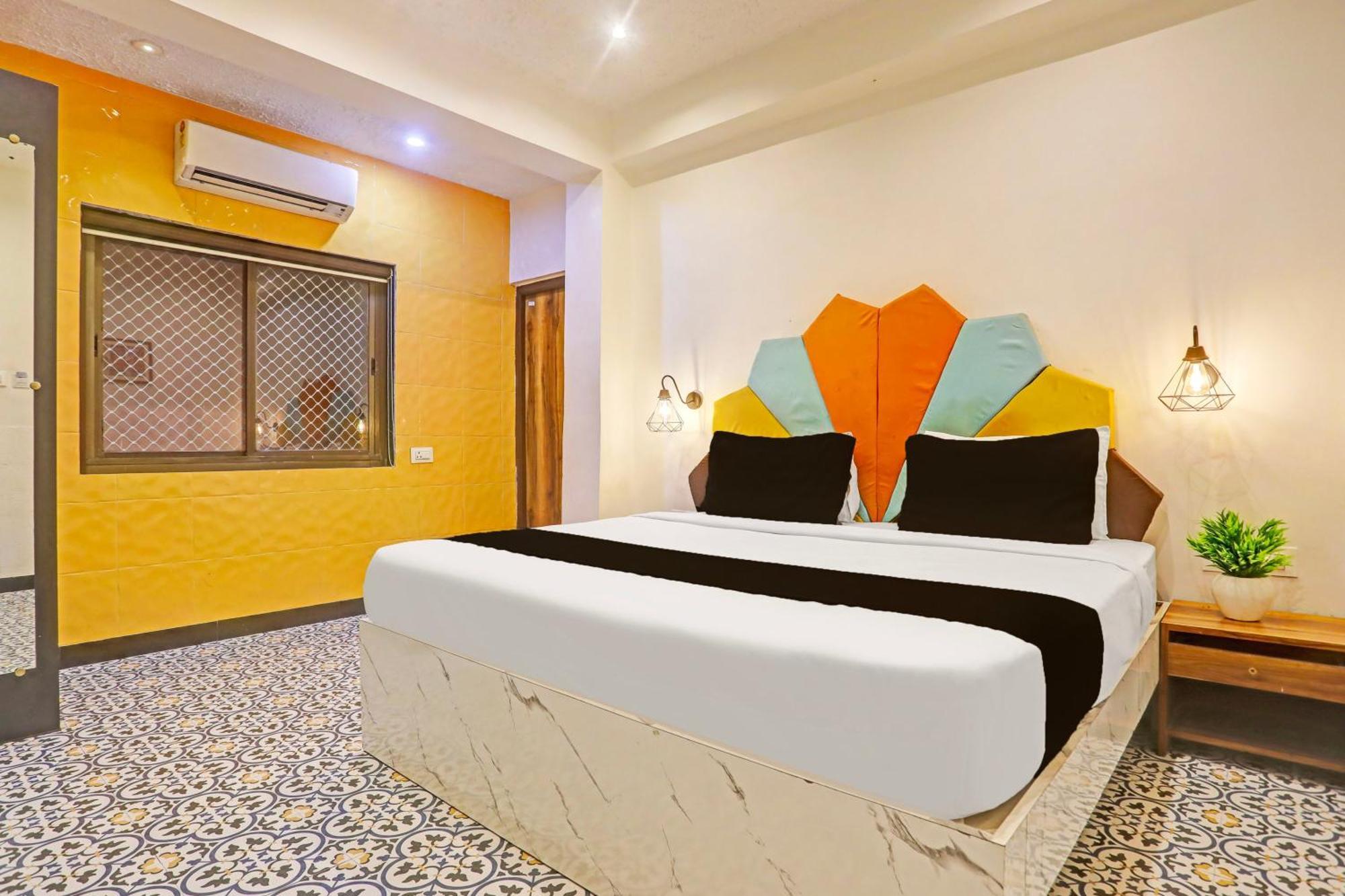 Super Townhouse Cantonment Varanasi Formerly Sarin Inn Eksteriør billede
